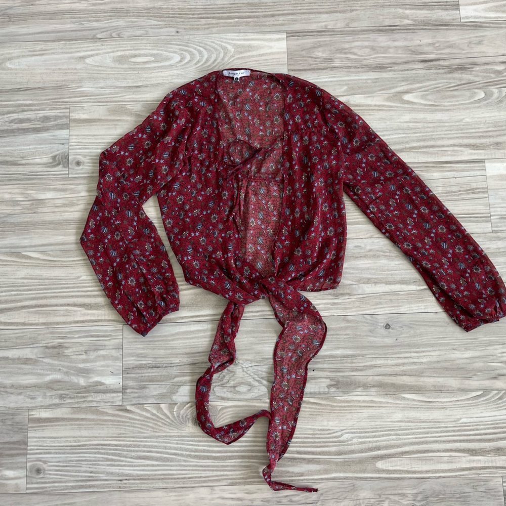 Women’s tie top